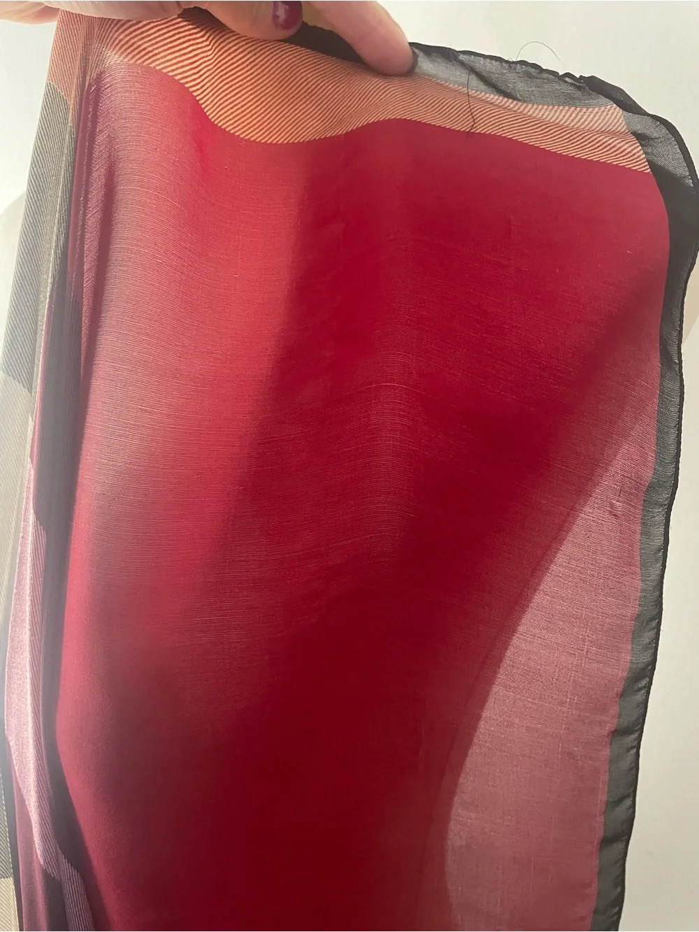 Authentic Burberry Plaid Mega check Lightweight Women's Scarf - Picture 9 of 13